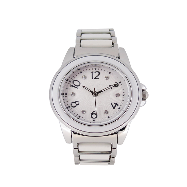 穩(wěn)達(dá)時2015新款潮流合金女士禮品手表廠家