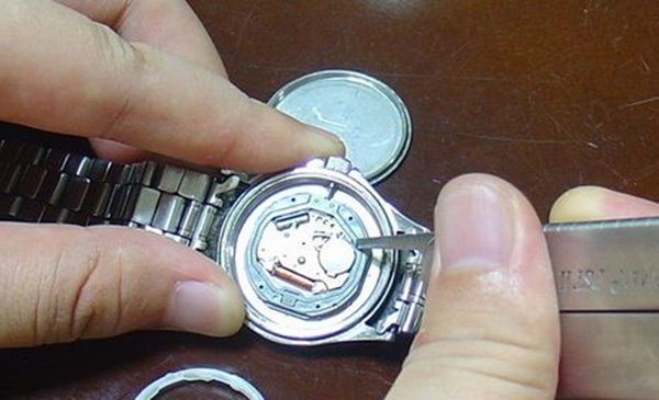 穩(wěn)達時手表廠家