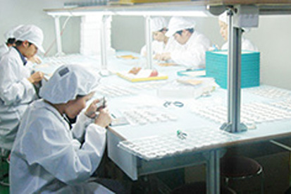 穩(wěn)達(dá)時(shí)手表代工廠無(wú)塵車間