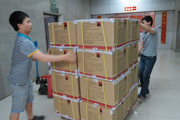 深圳手表廠家出貨圖