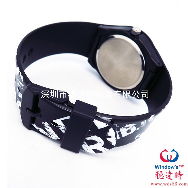 學(xué)生紀(jì)念手表