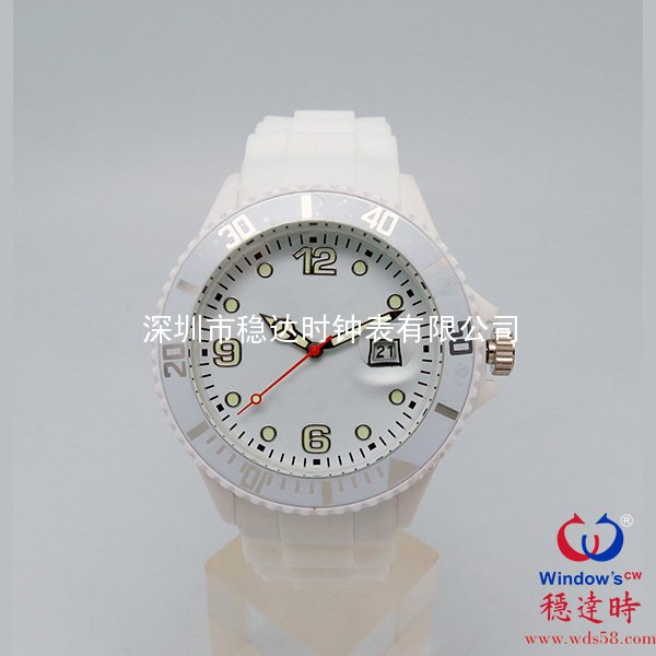 塑料殼硅膠帶手表批發(fā)