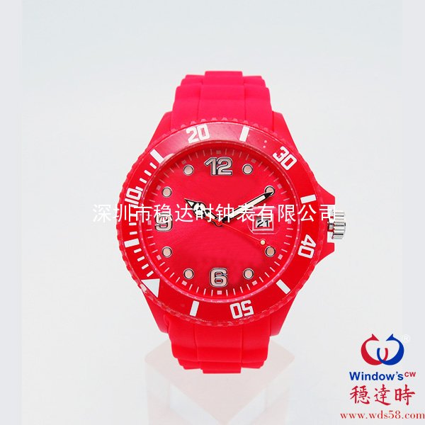 塑料殼硅膠帶手表批發(fā)