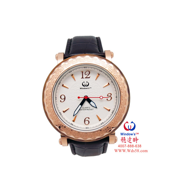 穩(wěn)達時時尚檀木殼手表