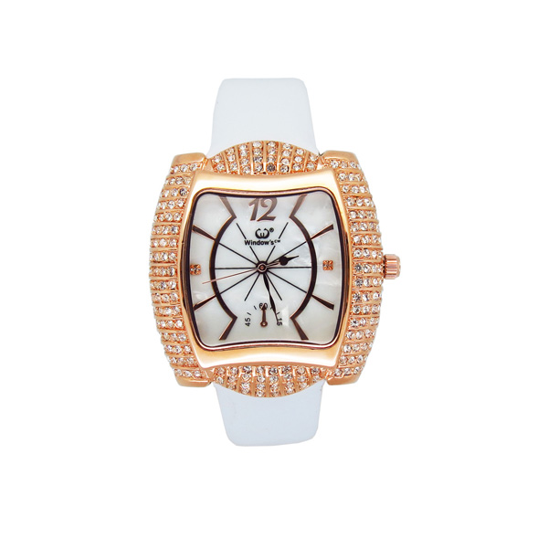 穩(wěn)達(dá)時(shí)異形銅殼鑲鉆石英表定制