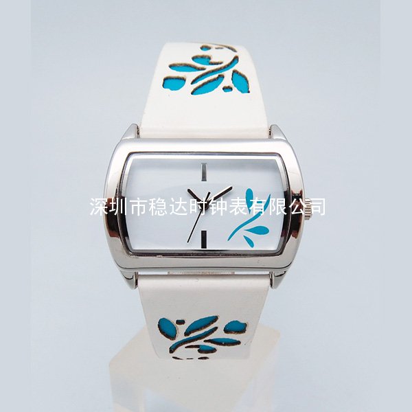穩(wěn)達時方形OEM時尚手表定制