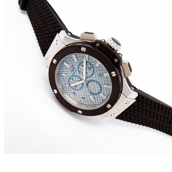 穩(wěn)達時時尚不銹鋼休閑娛樂表