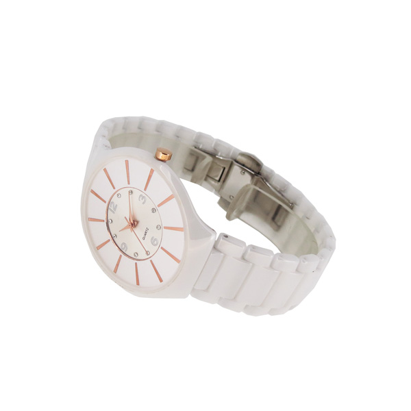 穩(wěn)達時石英陶瓷情侶禮品紀念手表定制工廠