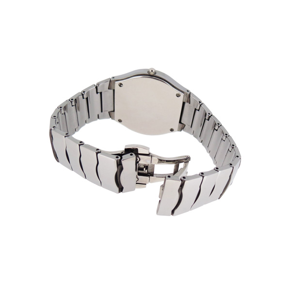 穩(wěn)達(dá)時高檔石英機芯鎢鋼手表定制