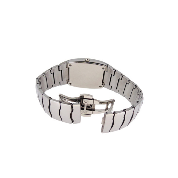 穩(wěn)達(dá)時(shí)石英鎢鋼禮品手表定制廠家