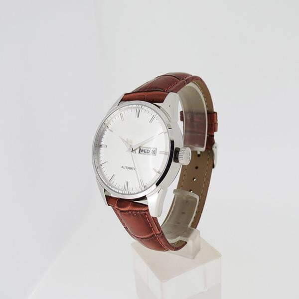 穩(wěn)達時不銹鋼禮品手表定制工廠