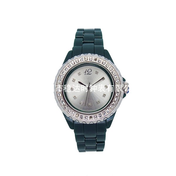 穩(wěn)達(dá)時(shí)綠色朔料殼帶男士手表廠家