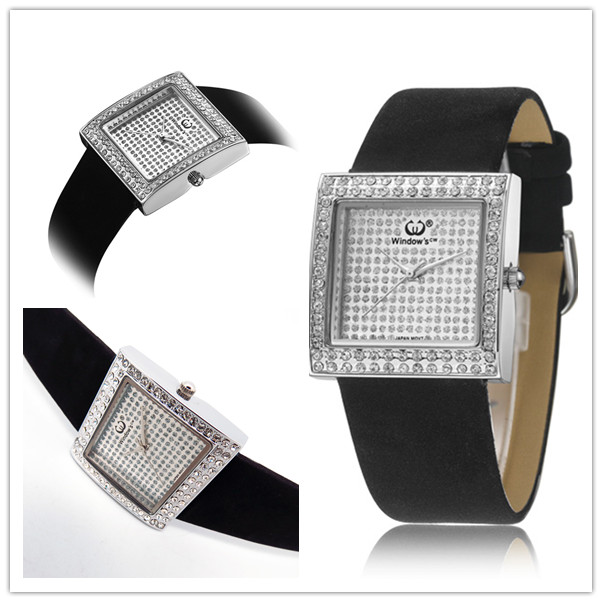 穩(wěn)達(dá)時高檔時尚手表定做廠家