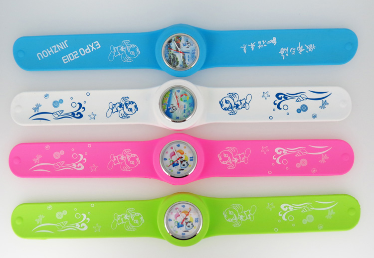 兒童硅膠手表廠家定制啪啪表