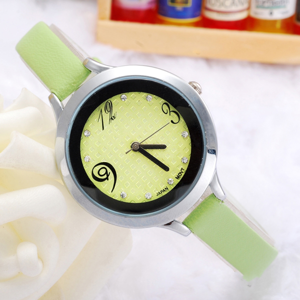 手表批發(fā)廠家供應(yīng)韓版新款水鉆女士手表批發(fā)【穩(wěn)達(dá)時(shí)鐘表】