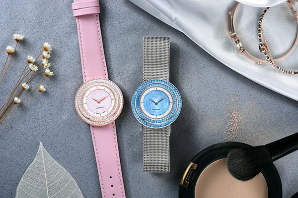 鑲鉆時(shí)尚手表 穩(wěn)達(dá)時(shí)品質(zhì)供應(yīng)