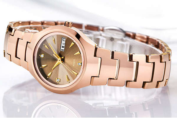 時(shí)尚女士腕表定制 穩(wěn)達(dá)時(shí)廠家供應(yīng)