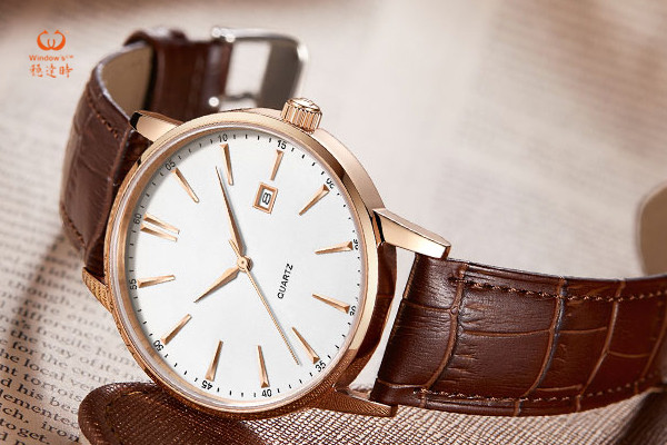 中高端時裝腕表小批量定做 穩(wěn)達時