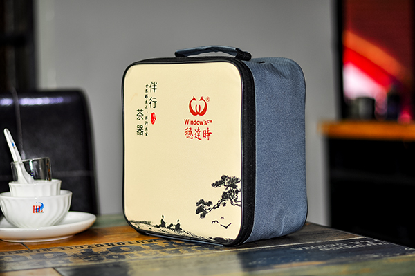 穩(wěn)達(dá)時手表廠家 批量定制禮品手表