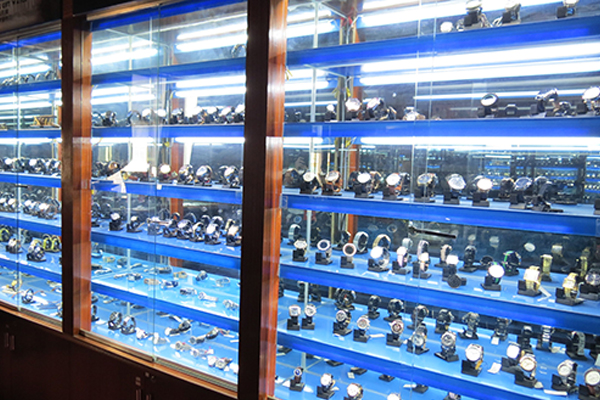 穩(wěn)達時手表廠家新款500+ 任君選擇