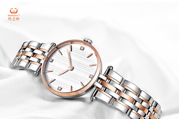 時尚達人鑲鉆商務送愛人男士手表定制