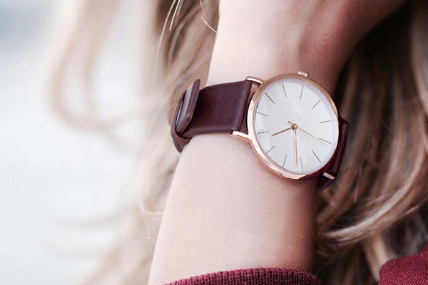 潮流款式愛戴手表就選擇穩(wěn)達(dá)時(shí)定制