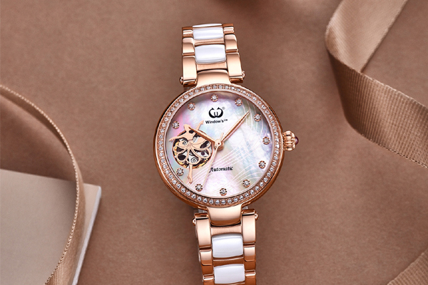 穩(wěn)達(dá)時(shí)手表廠家時(shí)尚款式