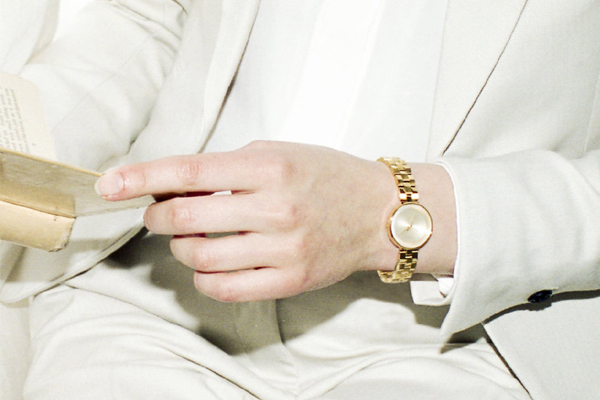 穩(wěn)達(dá)時(shí)女士紀(jì)念手表廠可批量定制