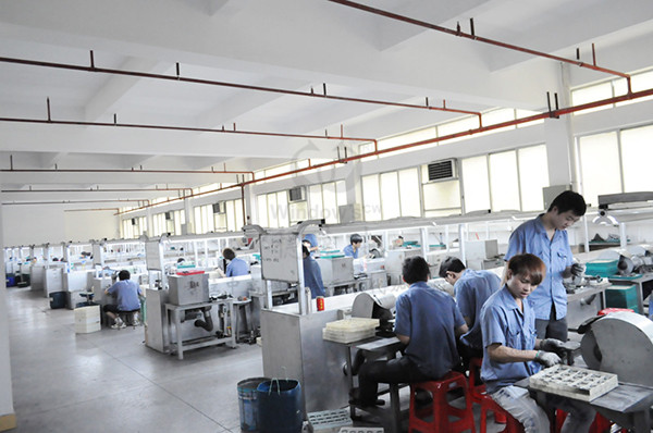 穩(wěn)達時手表制造廠專業(yè)對接批量定制服務(wù)