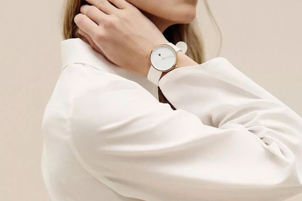 品鑒腕間美學(xué) 穩(wěn)達時手表廠邀您共享