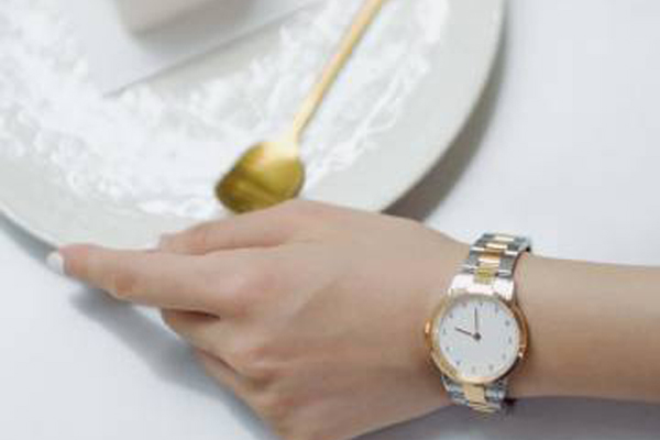 簡約間金石英手表生產(chǎn)廠家直供-穩(wěn)達(dá)時